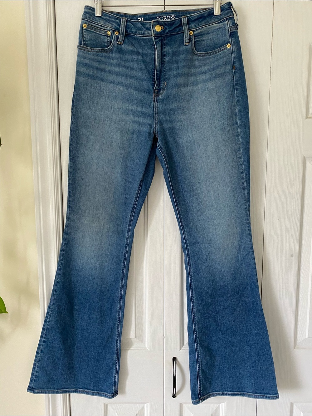 J. Crew Skinny Flare Medium Blue Jeans High Rise 12 inches Size 31